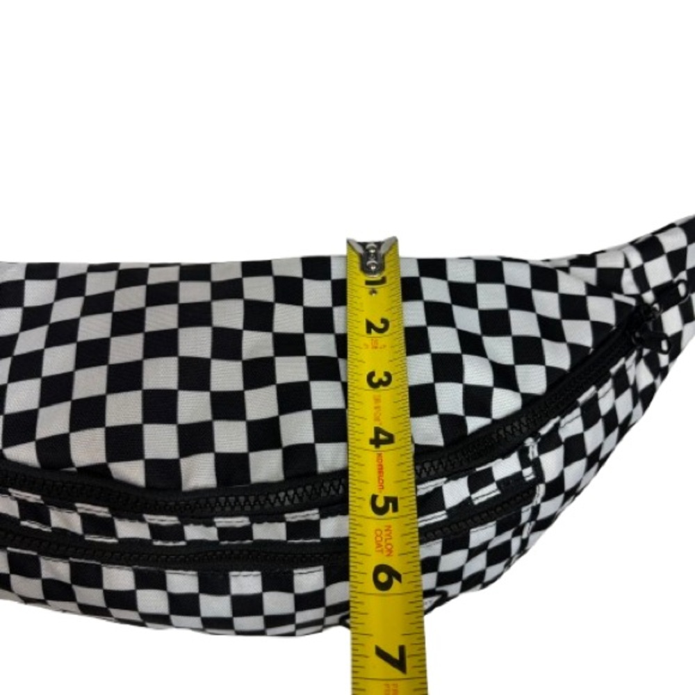 Vans Ward Crossbody Black-White Checkerboard Large Fanny Pack Unisex - Picture 4 of 15